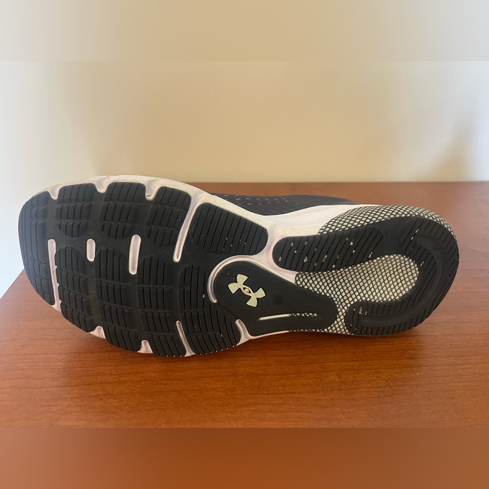 Under Amour HOVR turbulence shoes size 9.5 - Picture 7 of 11